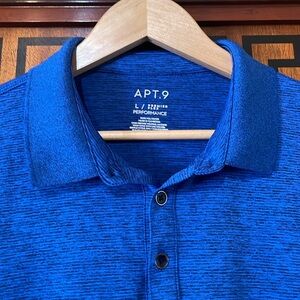 APT. 9 men’s Size Large premier flex blue short sleeve shirt in good condition